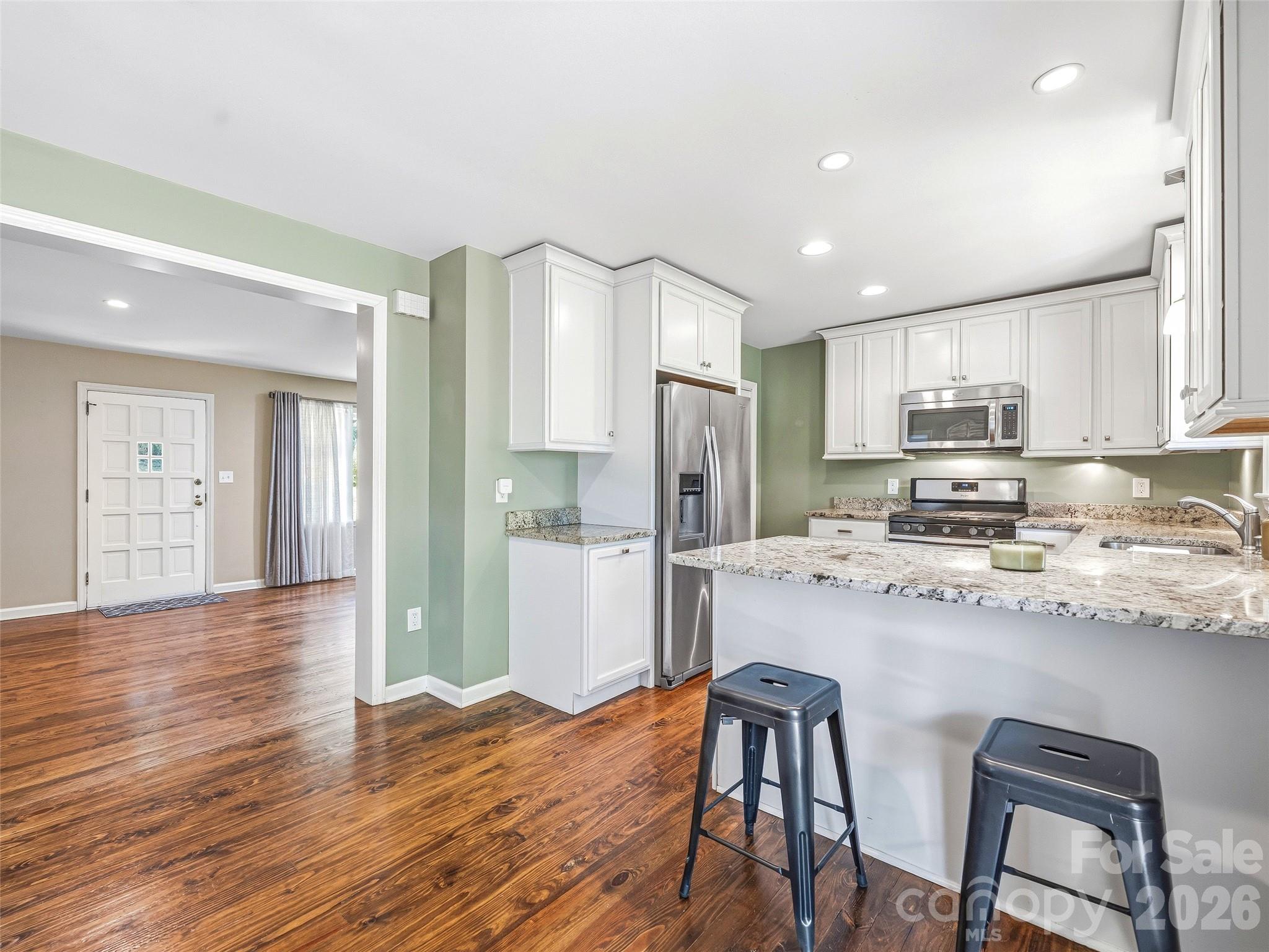 66 Hampden Road Asheville, NC 28805 - Photo 19 of 43