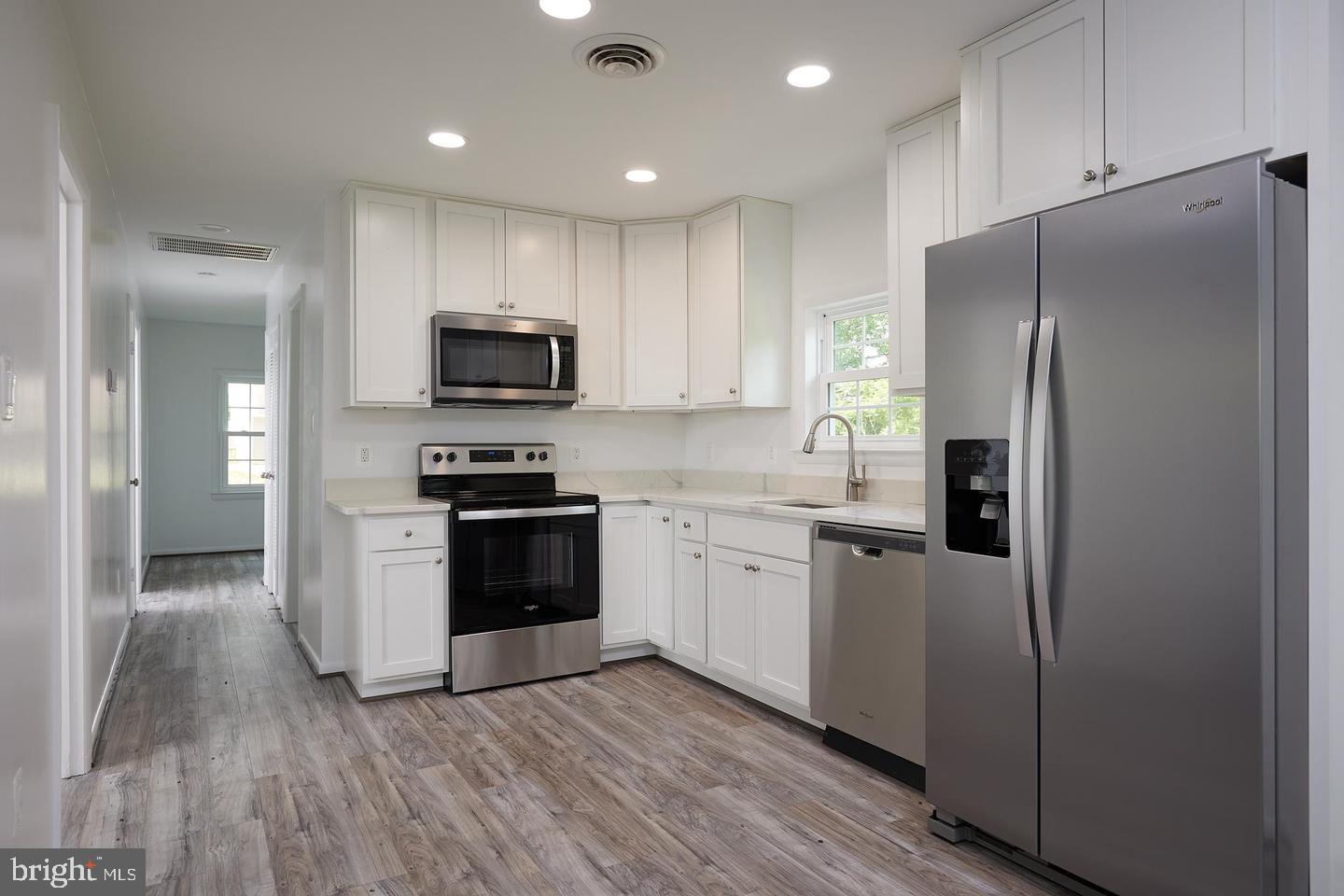 21050 Big Woods Road Dickerson, MD 20842 - Photo 15 of 62 The Cottage Kitchen