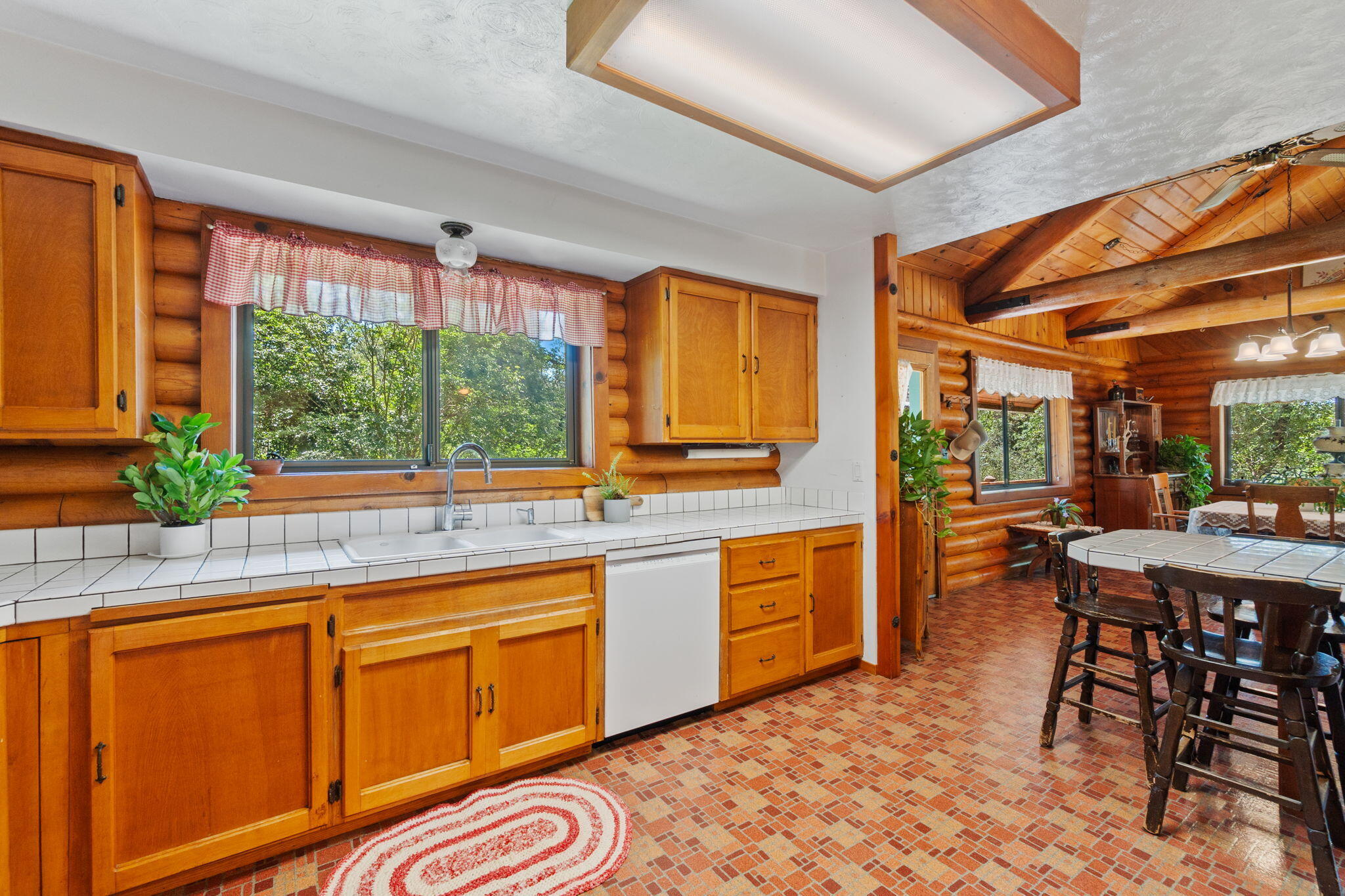 9728 Deschutes Road Palo Cedro, CA 96073 - Photo 11 of 69 Kitchen