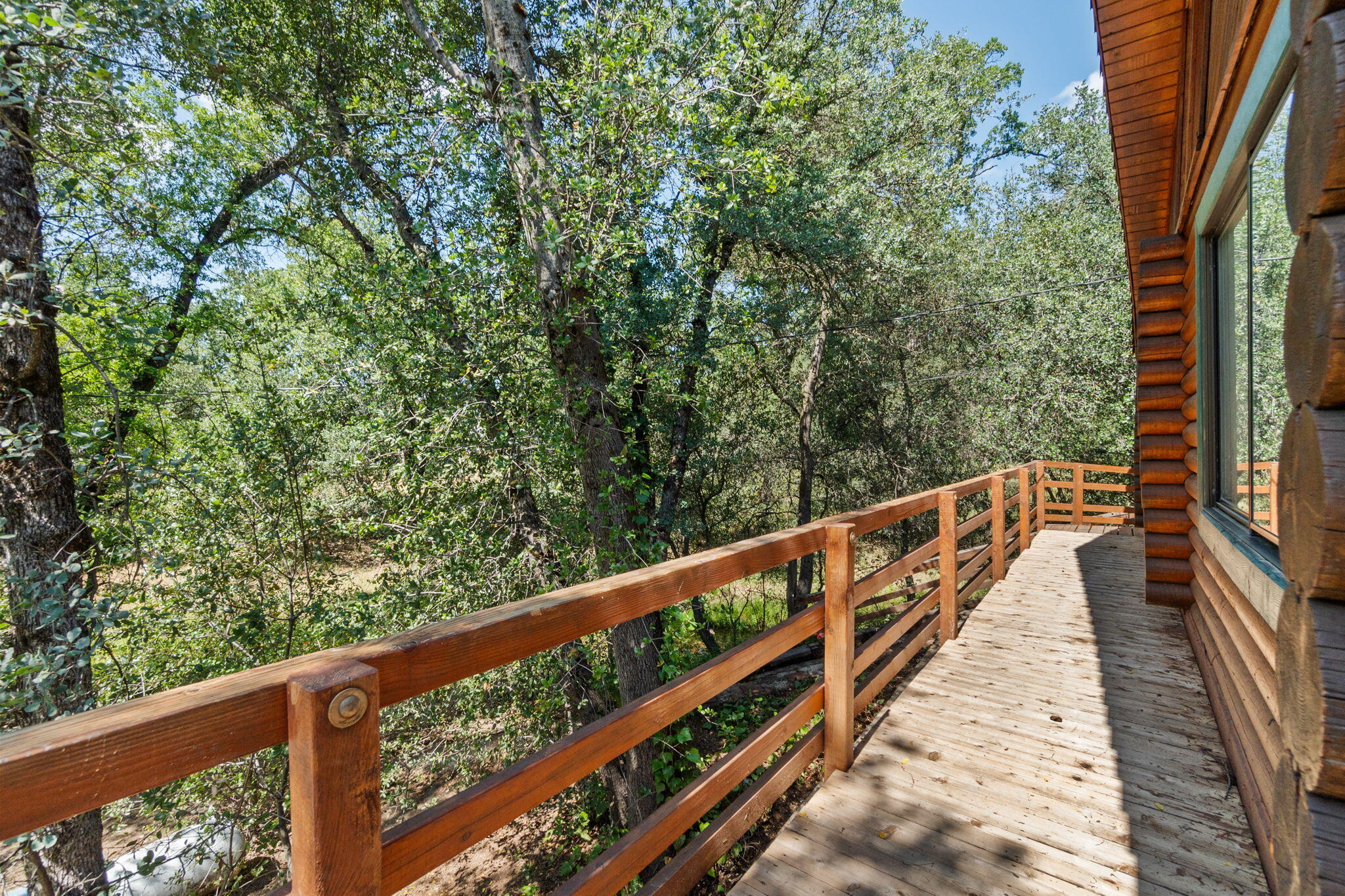 9728 Deschutes Road Palo Cedro, CA 96073 - Photo 37 of 69 Patio