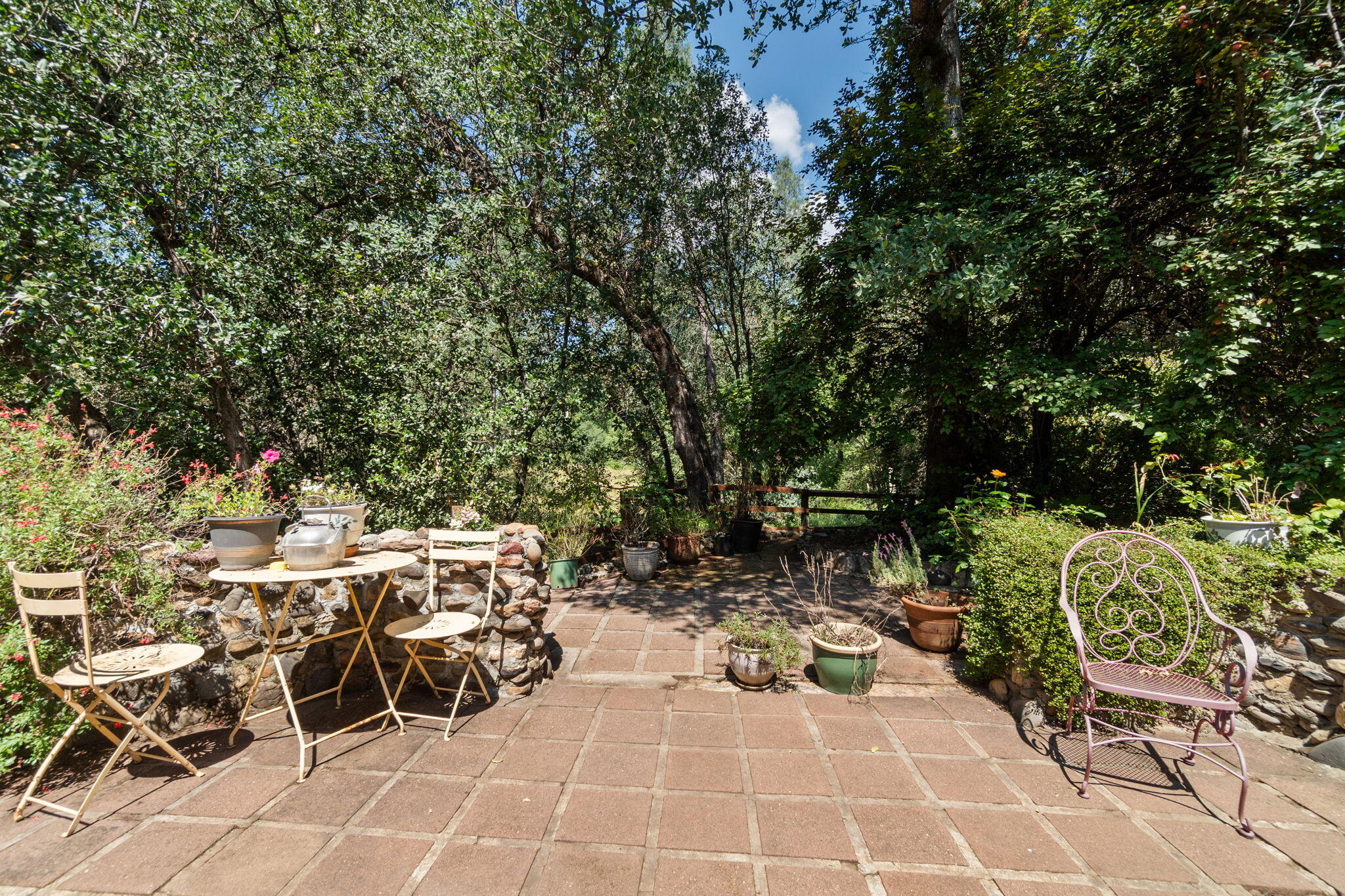 9728 Deschutes Road Palo Cedro, CA 96073 - Photo 44 of 69 Patio