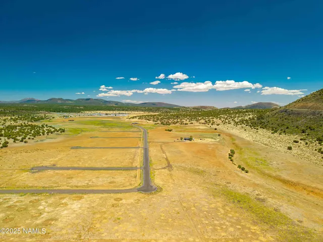 $2,390,785 | 12957 Mineshaft Trail, Flagstaff, AZ 86004