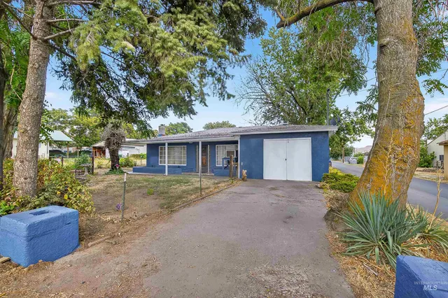 $375,000 | 705 28th Street North, Lewiston, ID 83501