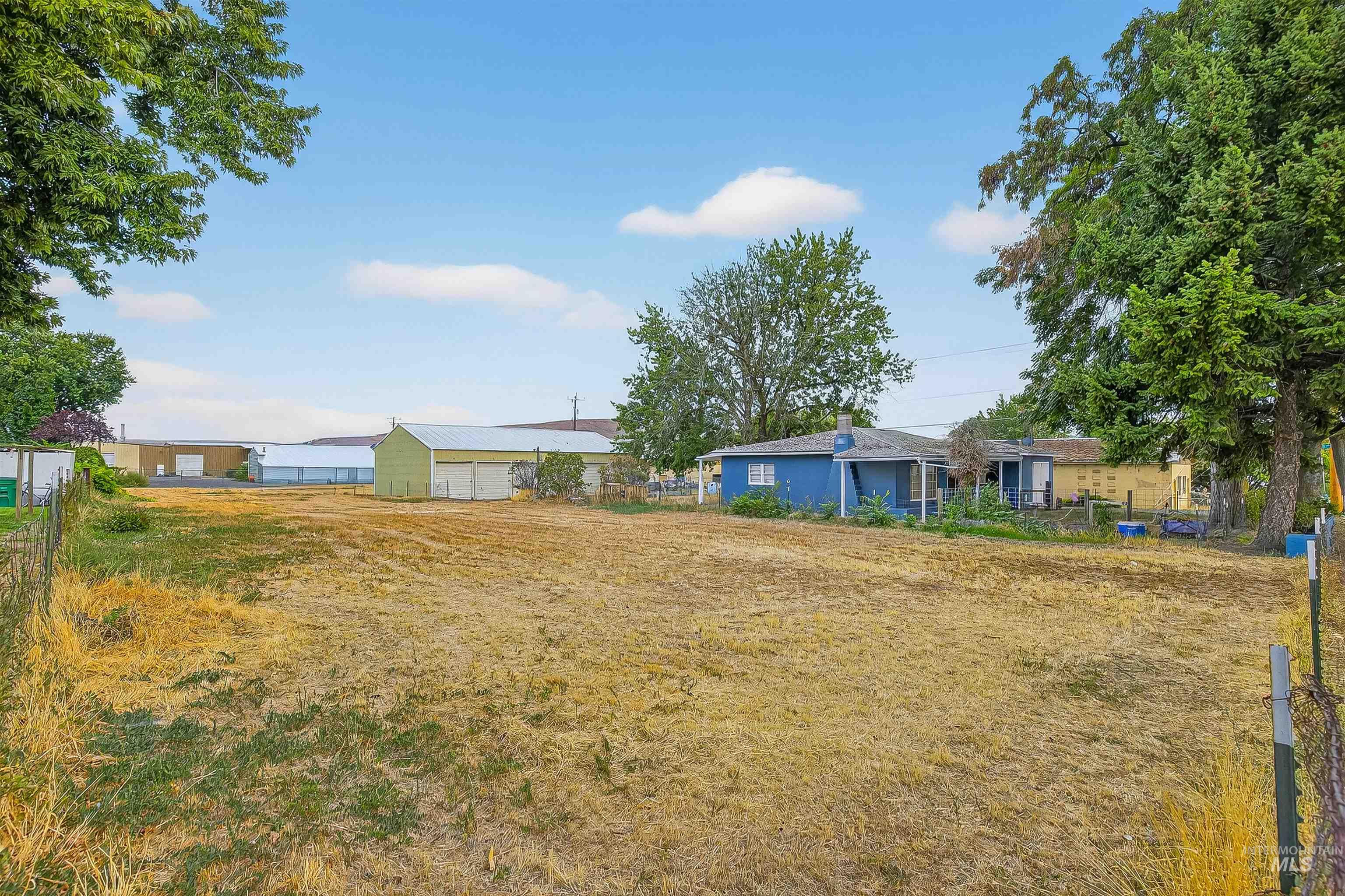 705 28th Street North Lewiston, ID 83501 - Photo 24 of 34 View of yard