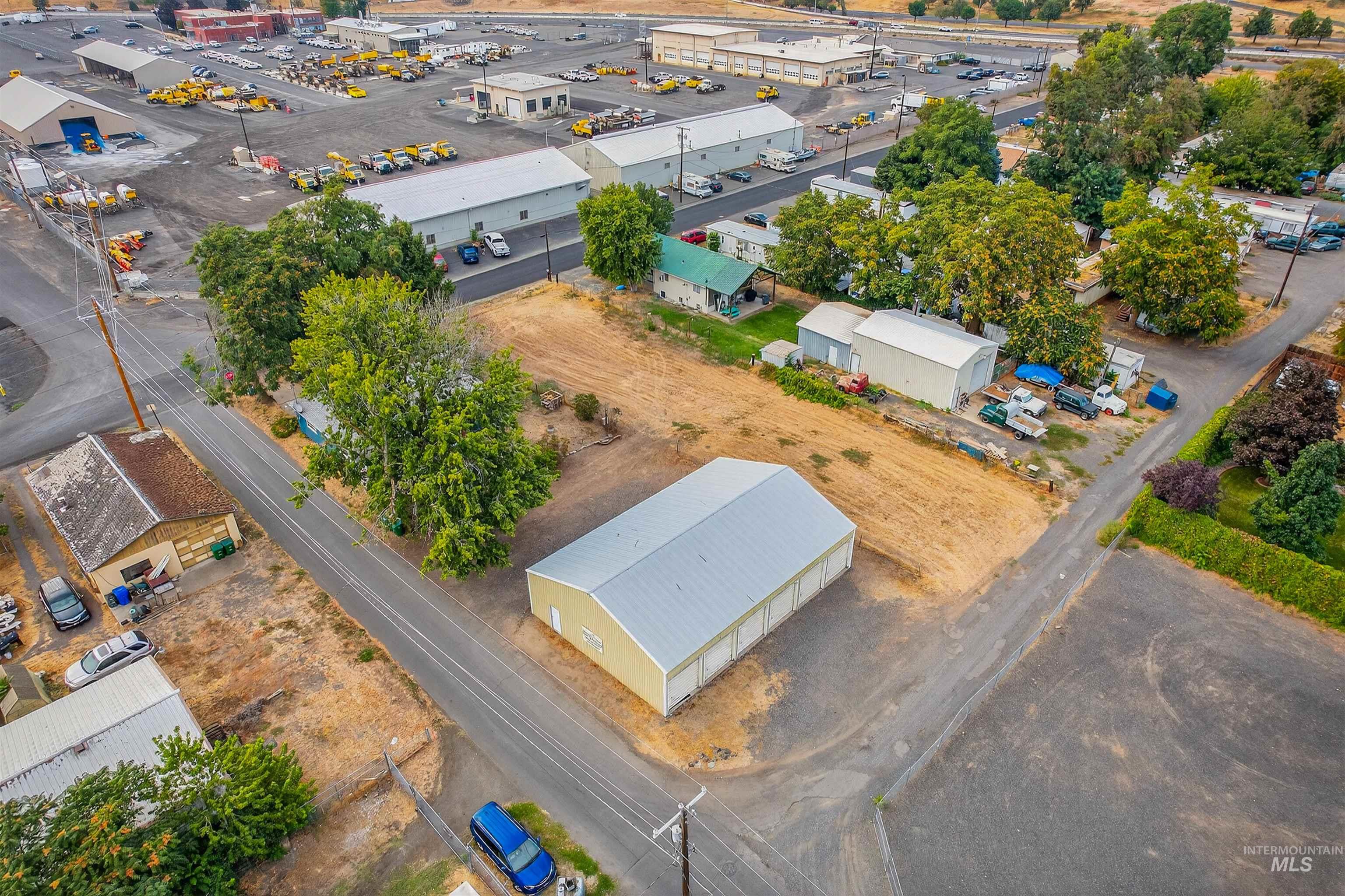 705 28th Street North Lewiston, ID 83501 - Photo 30 of 34 Drone / aerial view