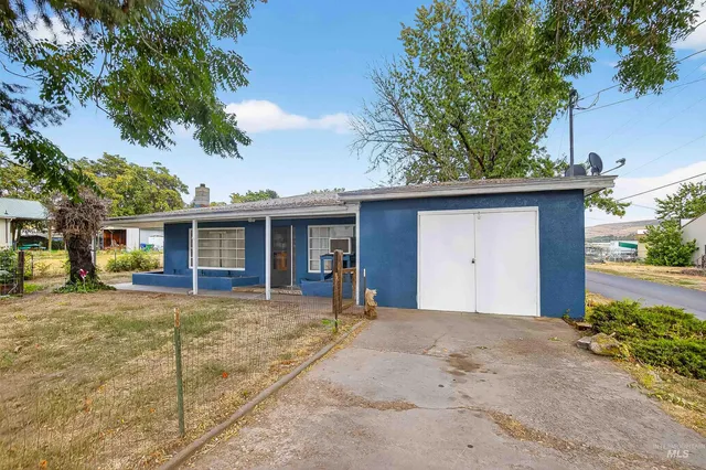 $375,000 | 705 28th Street North, Lewiston, ID 83501