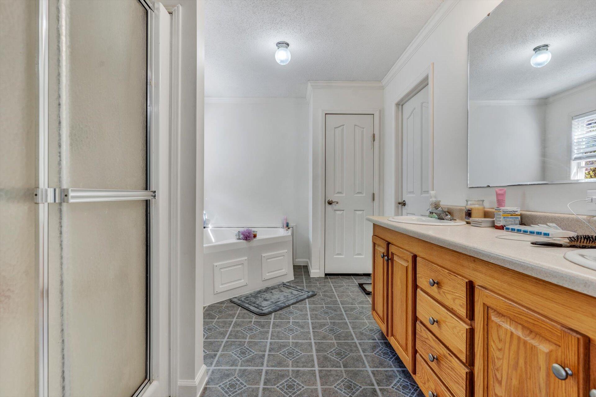 91 Hilltop Road Roanoke, VA 24014 - Photo 14 of 29 13-DSC3627