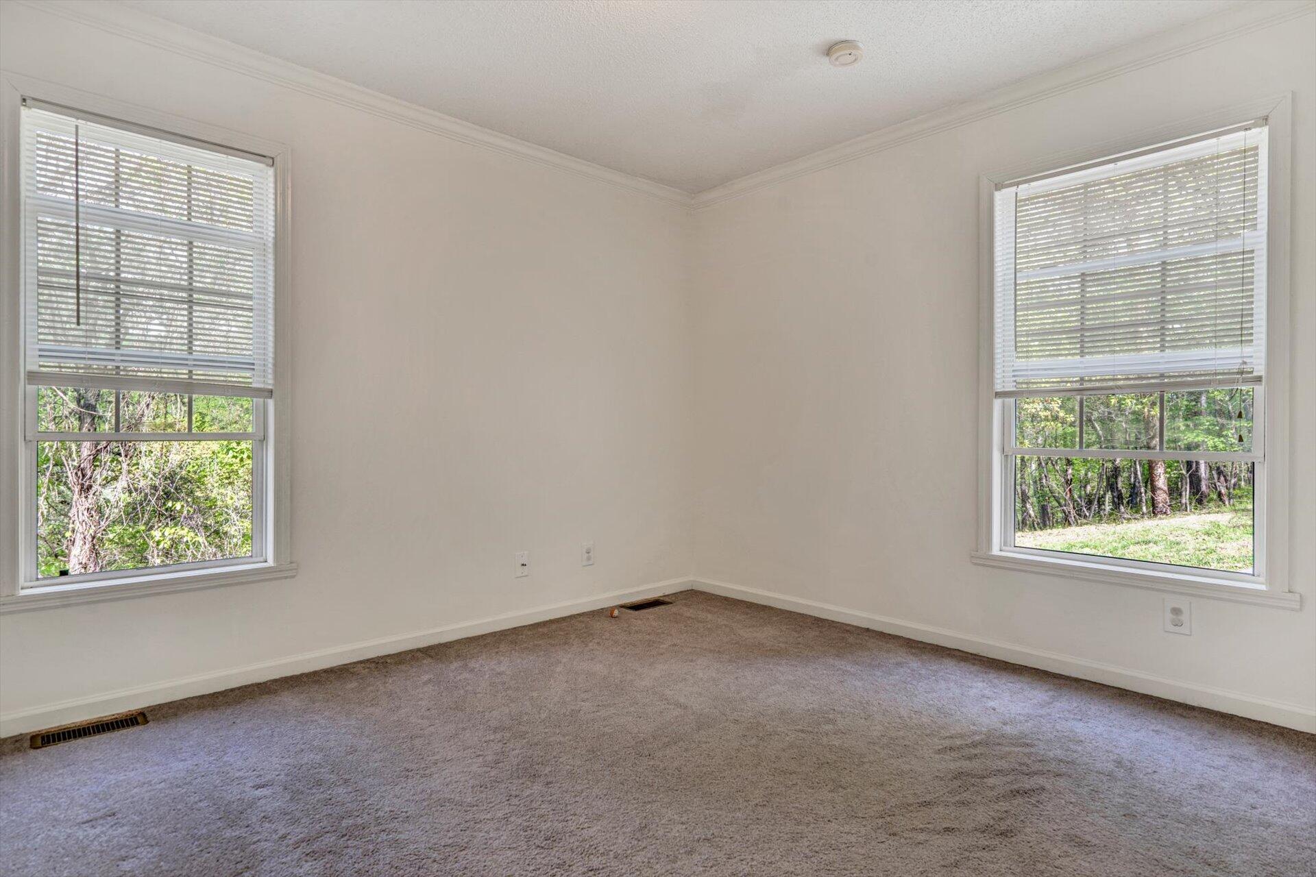 91 Hilltop Road Roanoke, VA 24014 - Photo 18 of 29 17-DSC3651