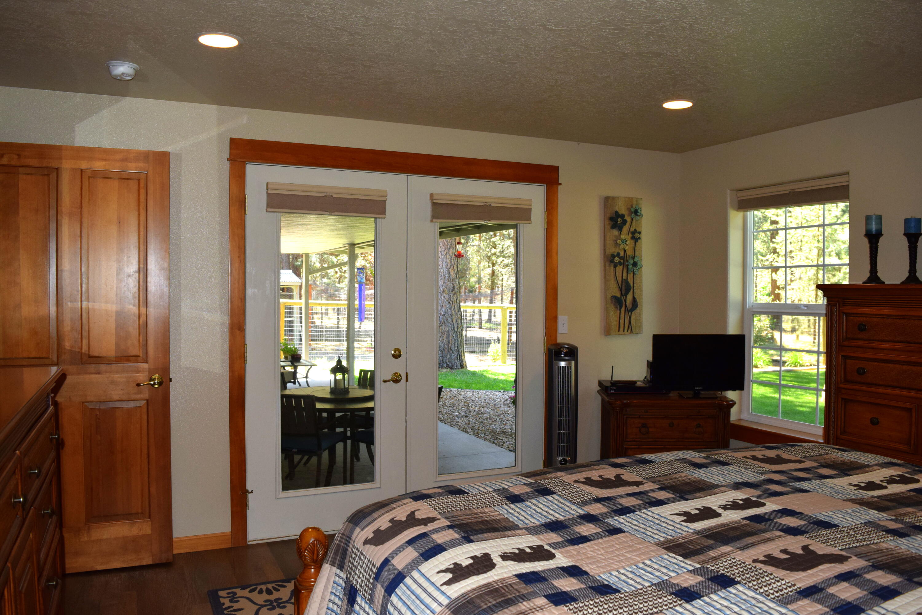 52701 Ammon Road La Pine, OR 97739 - Photo 23 of 39 DSC_0031