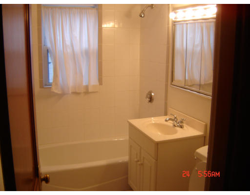 31 Windsor Road, Unit 31 Medford, MA 02155 - Photo 4 of 11