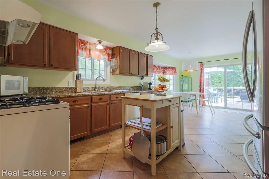 45866 Cider Mill Road Novi, MI 48374 - Photo 13 of 44 45866 Cider Mill 13.jpg