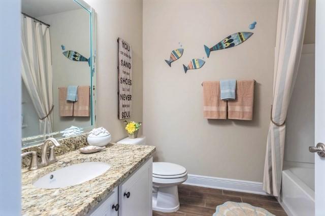 424 Chickadee Street Crestview, FL 32539 - Photo 27 of 37 Emma bathroom 2