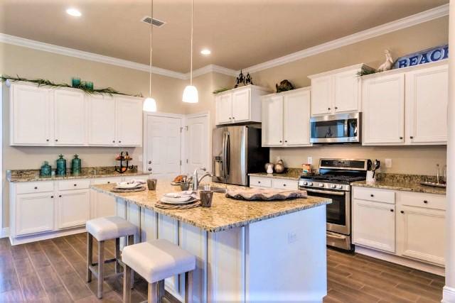 424 Chickadee Street Crestview, FL 32539 - Photo 3 of 37 Emma kitchen 2