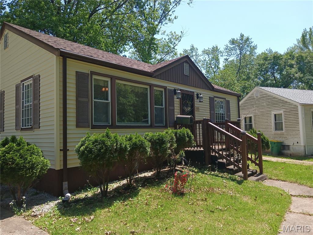 2036 Raft Drive Hanley Hills, MO 63133 - Photo 5 of 28