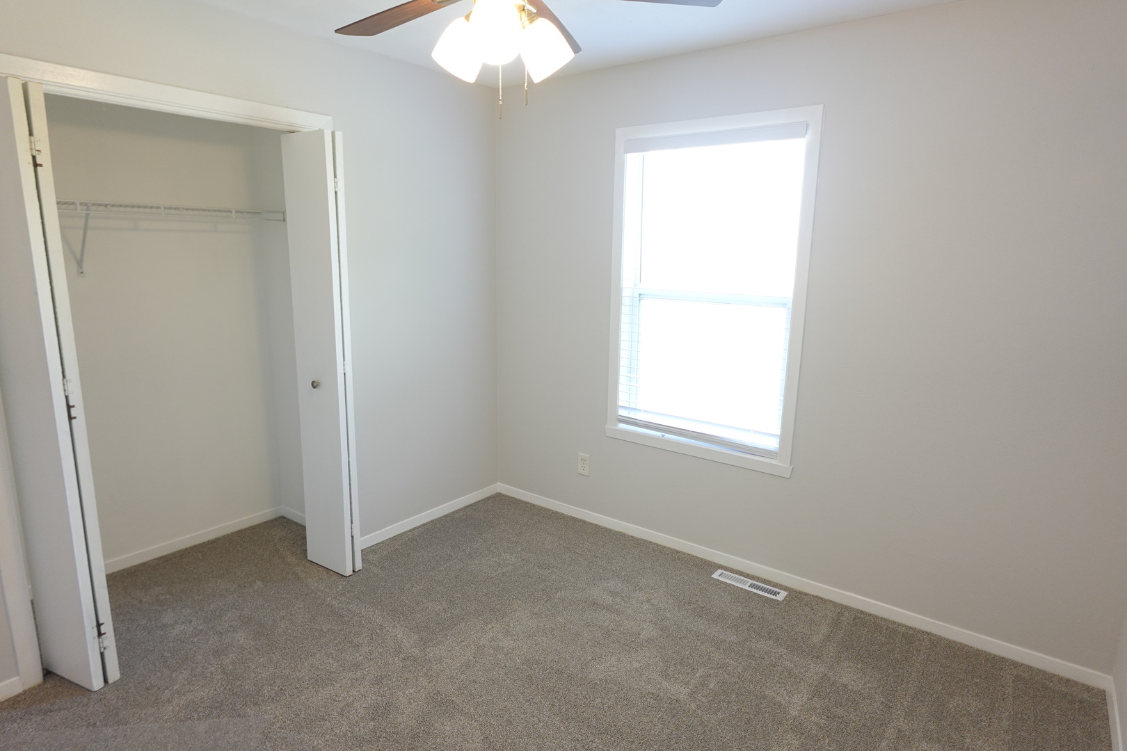 4002 Linden Road Rockford, IL 61109 - Photo 15 of 34 Gallery Image 15