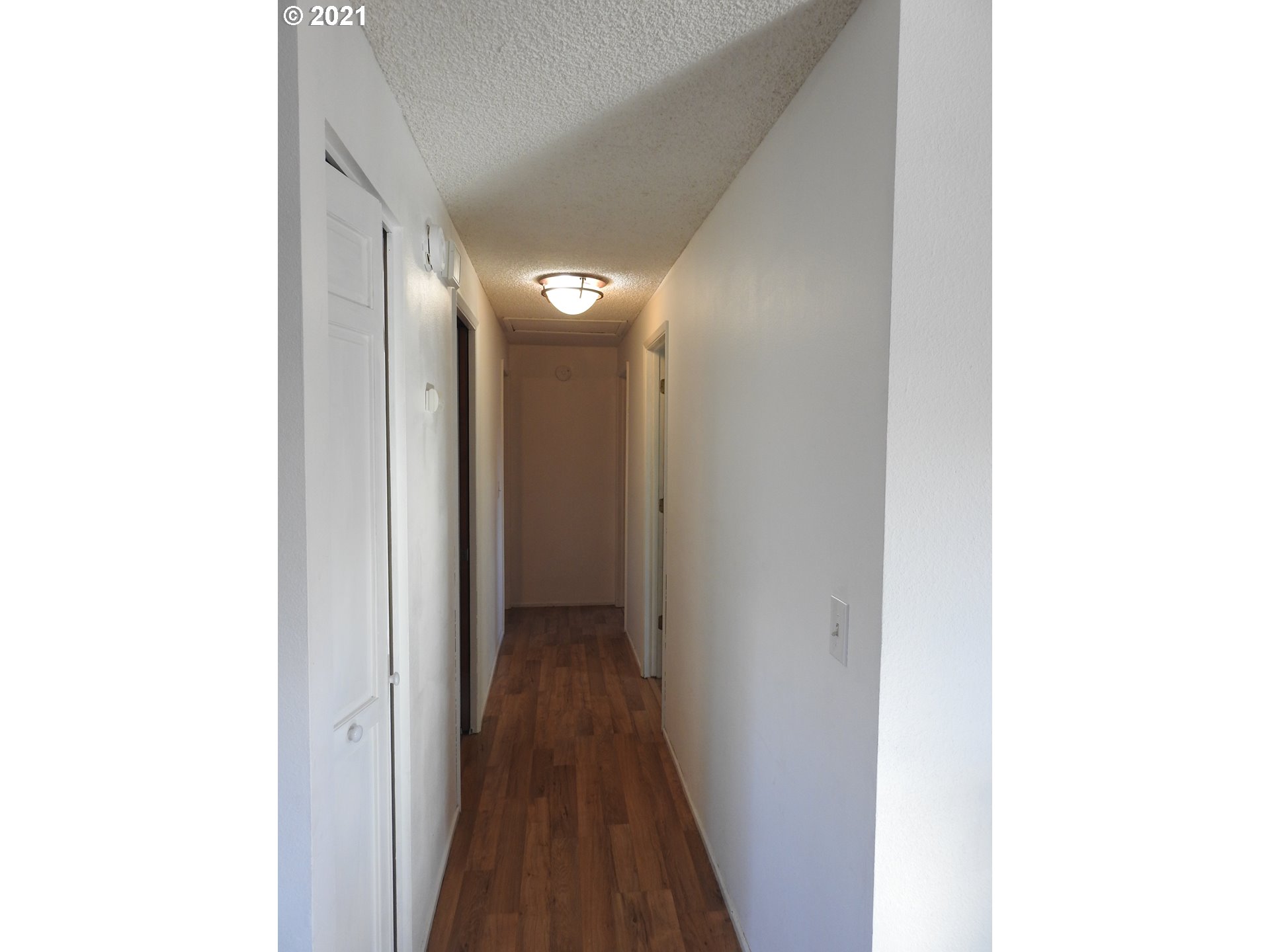1165 Willagillespie Road Eugene, OR 97401 - Photo 14 of 28 Gallery Image 14