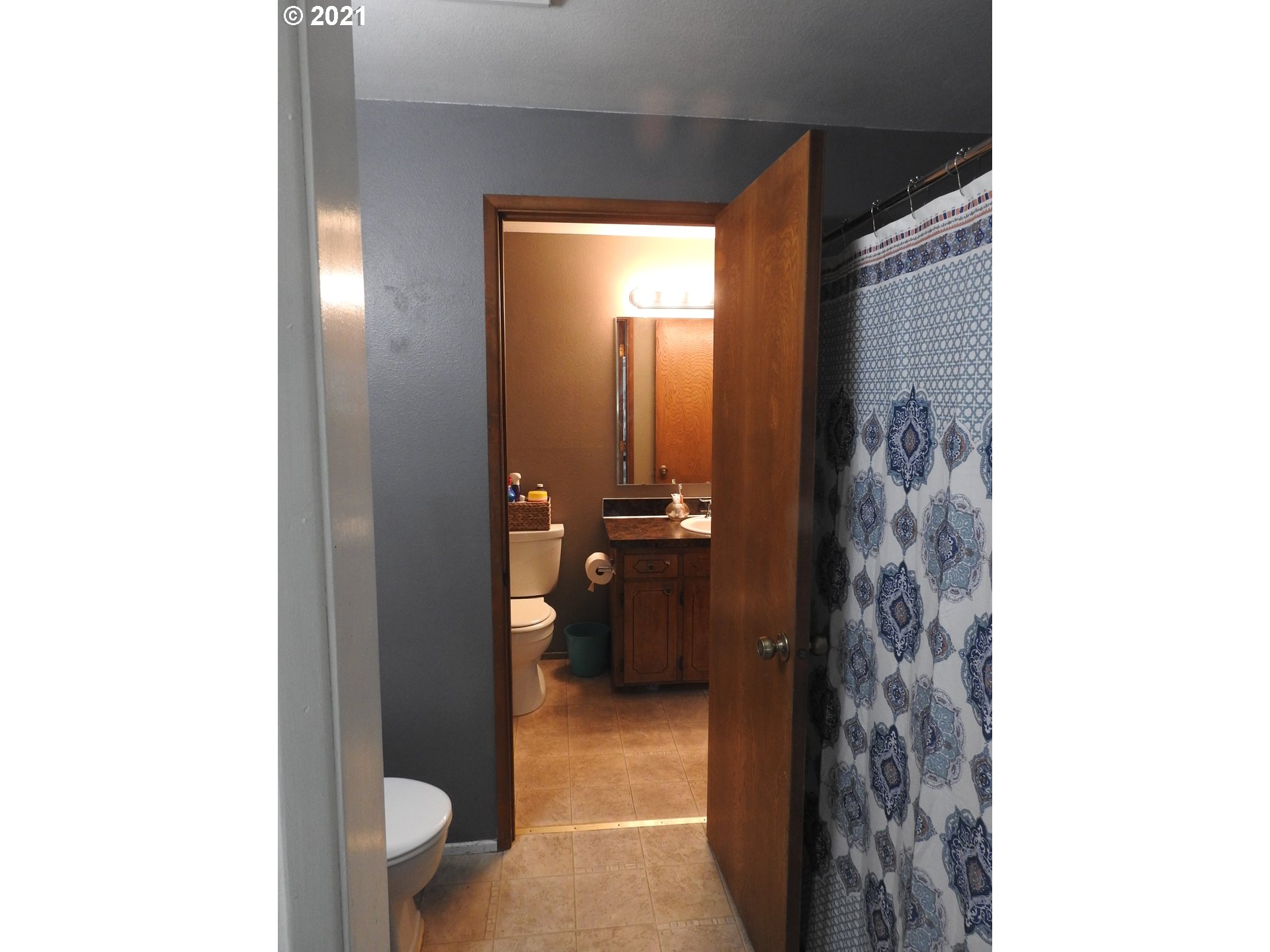 1165 Willagillespie Road Eugene, OR 97401 - Photo 16 of 28 Gallery Image 16