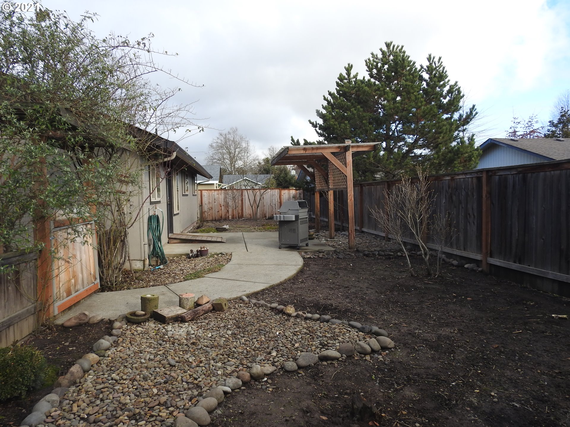 1165 Willagillespie Road Eugene, OR 97401 - Photo 26 of 28 Gallery Image 26