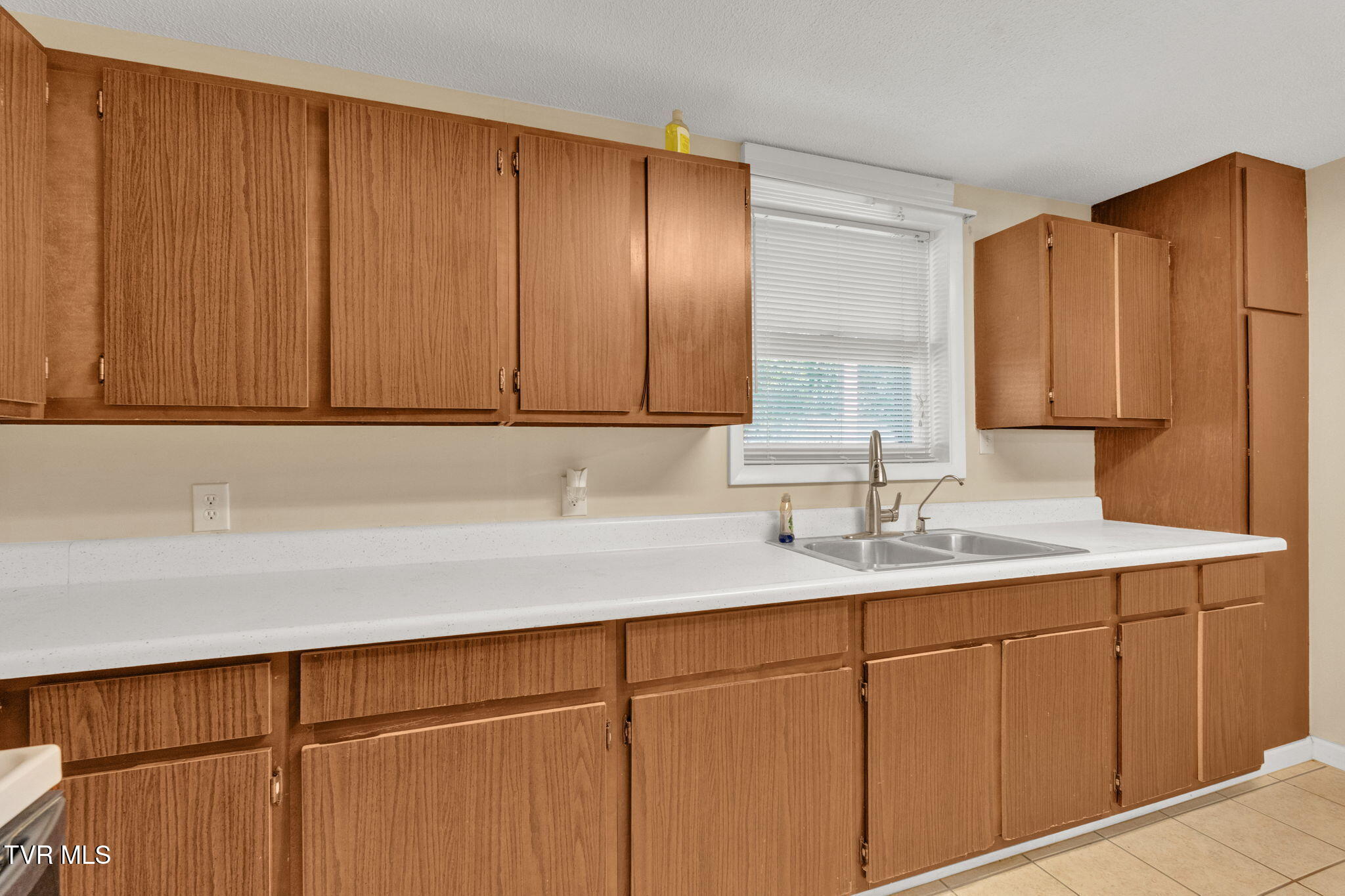 126 Milligan View Road Johnson City, TN 37601 - Photo 25 of 44 10-web-or-mls-JH 20251101-172