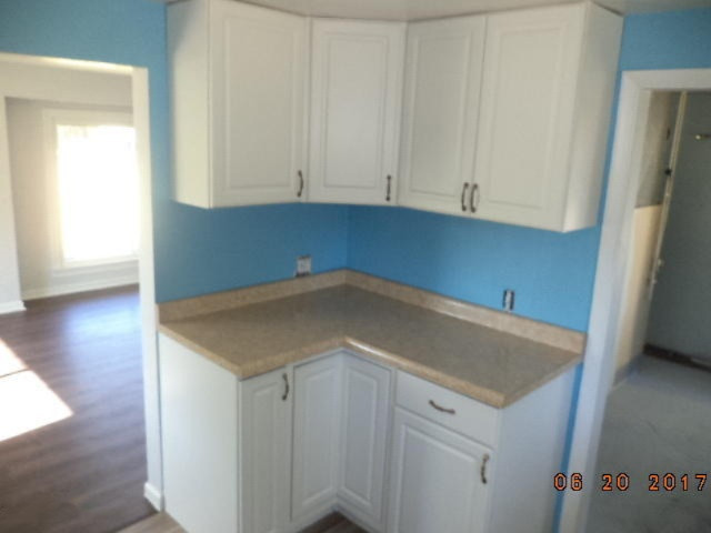 3517 Miller Road Kalamazoo, MI 49001 - Photo 8 of 16 Miller Rd 009