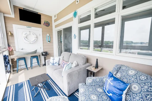 a view of a hallway with washer and dryer
