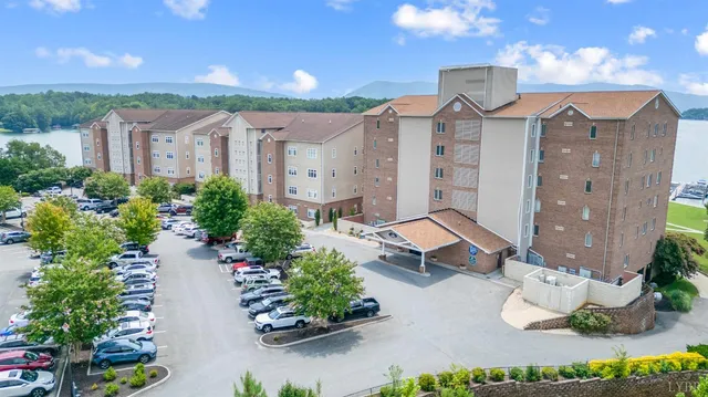 $450,000 | 1245 Graves Harbor Trail, Unit 212, Huddleston, VA 24104