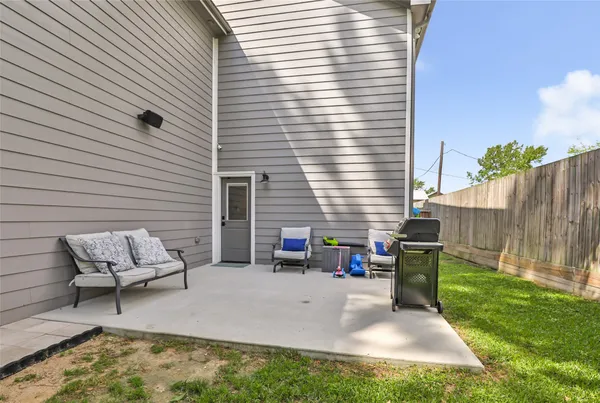 $369,000 | 21410 Fox Pup Drive, Houston, TX 77532