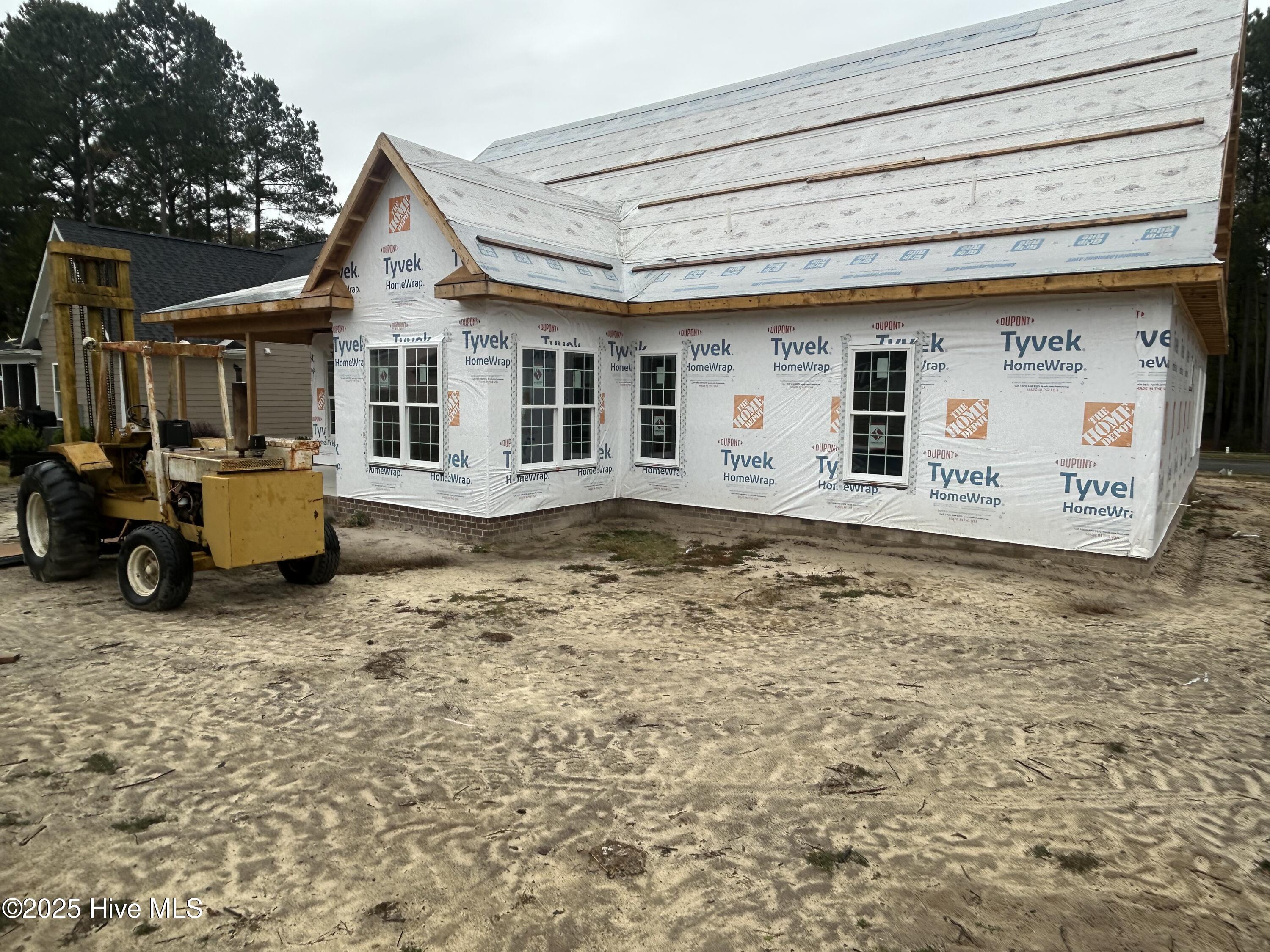 116 Village Circle Clinton, NC 28328 - Photo 5 of 15 IMG_1900