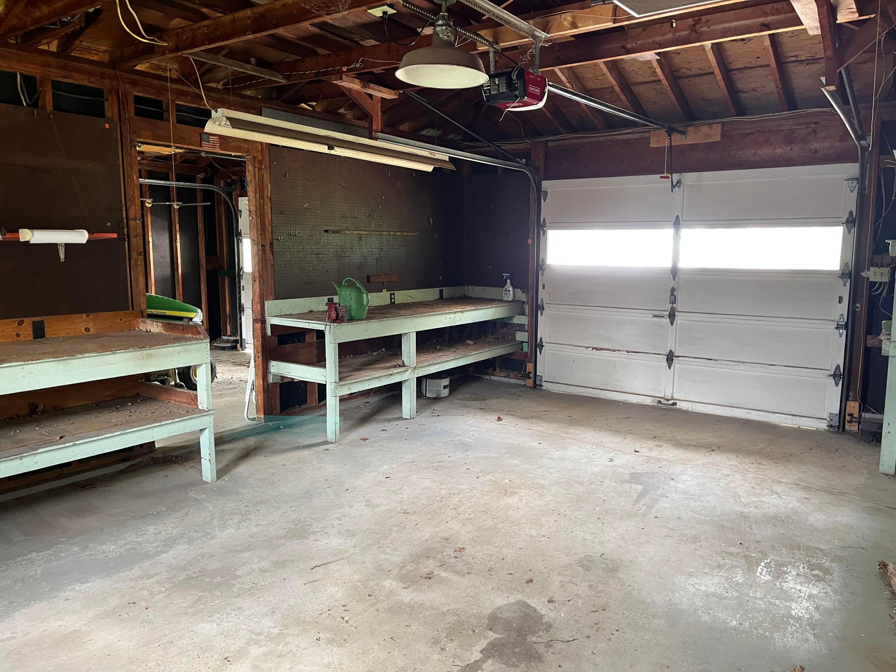 30209 Lake Logan Road Logan, OH 43138 - Photo 40 of 43 garage