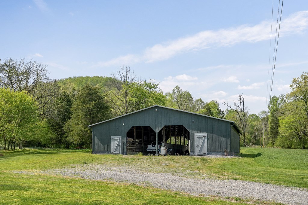 3731 Big Bottom Road Whitleyville, TN 38588 - Photo 40 of 58