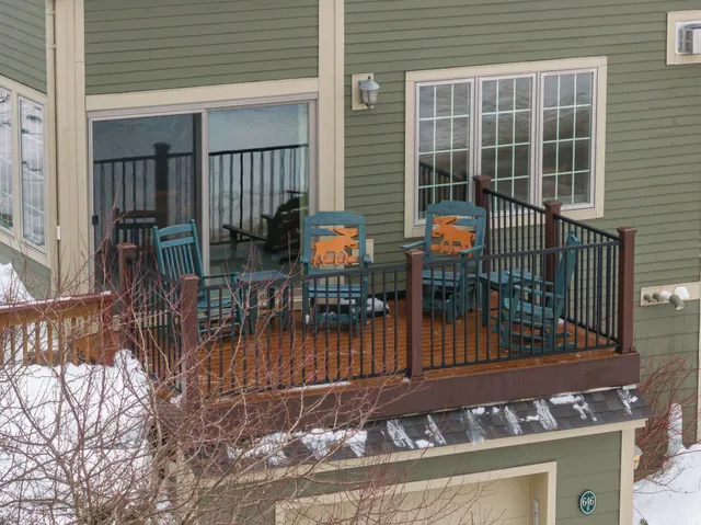 $1,450,000 | 646 Topnotch Drive, Unit B, Stowe, VT 05672