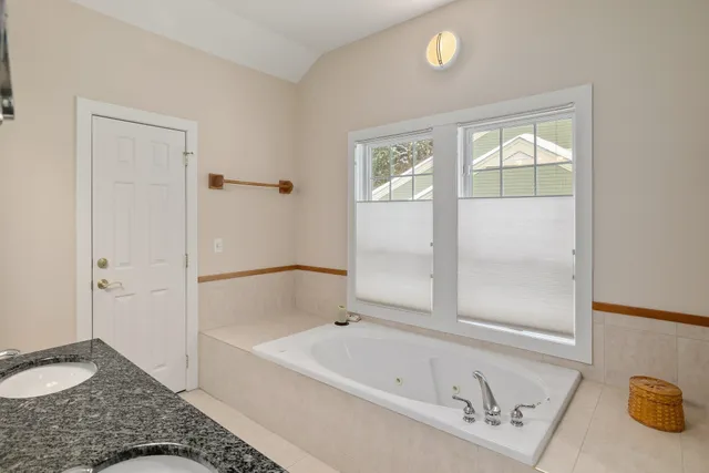 $1,450,000 | 646 Topnotch Drive, Unit B, Stowe, VT 05672