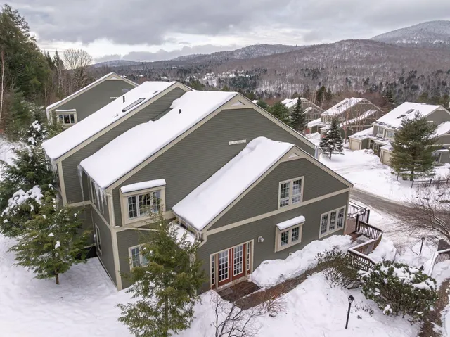 $1,450,000 | 646 Topnotch Drive, Unit B, Stowe, VT 05672
