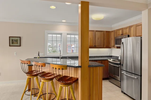 $1,450,000 | 646 Topnotch Drive, Unit B, Stowe, VT 05672