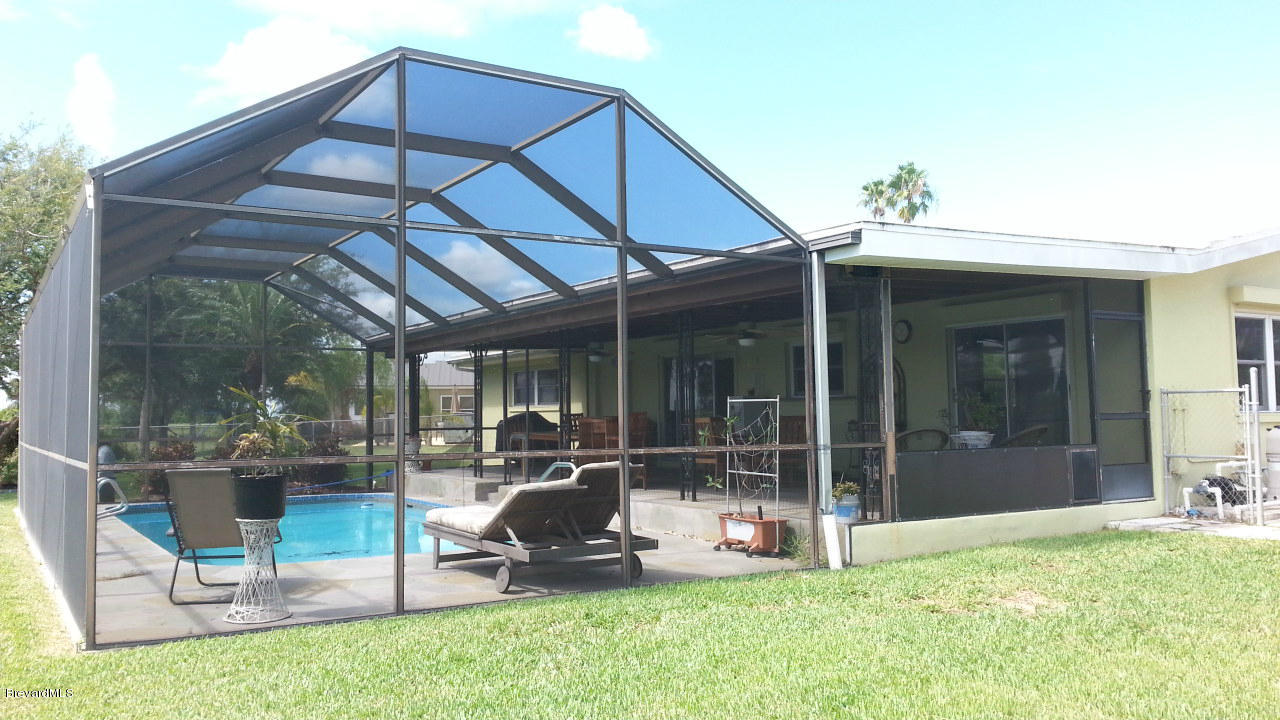 60 Country Club Road Cocoa Beach, FL 32931 - Photo 14 of 16 Screened Pool