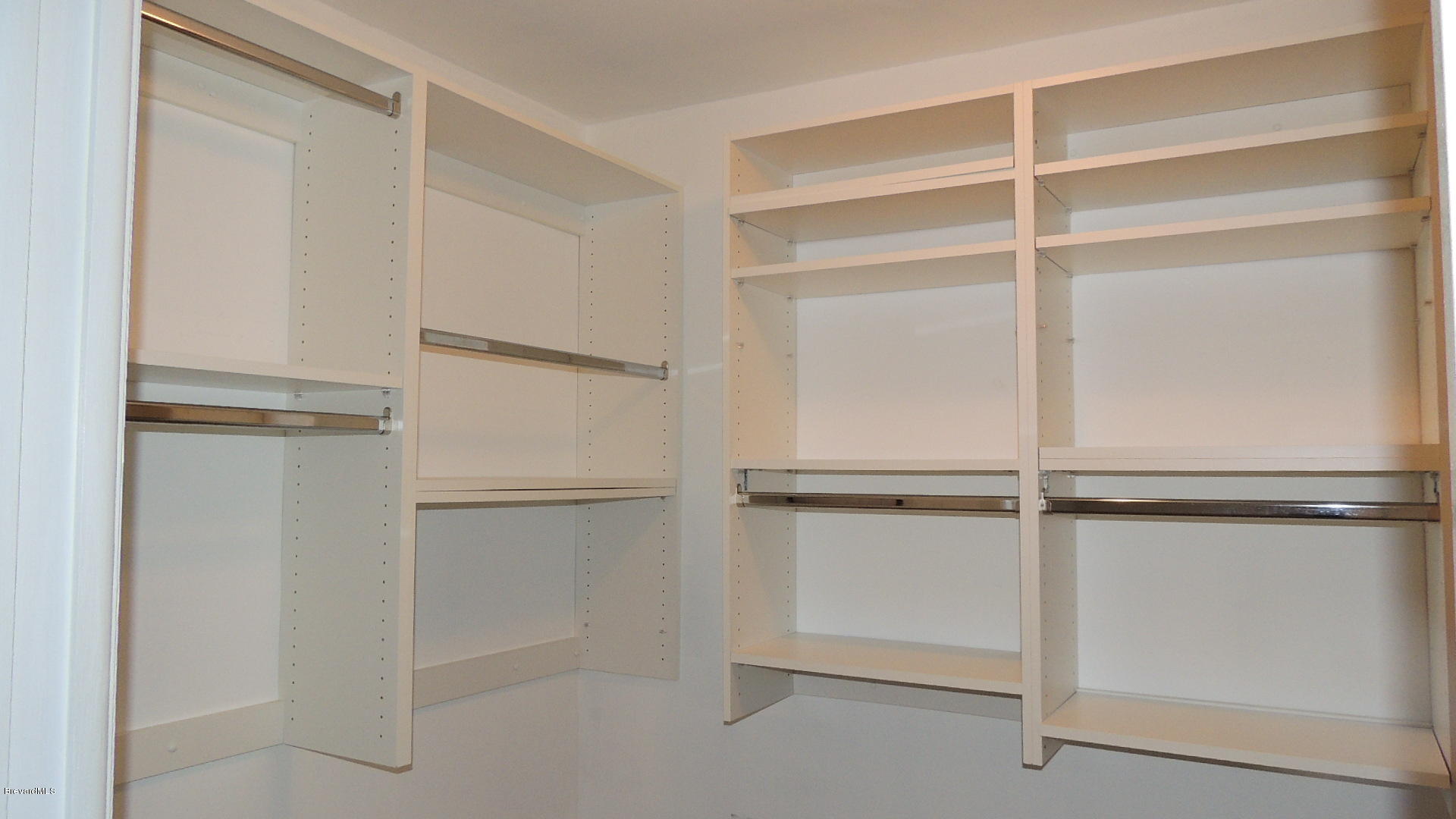 60 Country Club Road Cocoa Beach, FL 32931 - Photo 10 of 16 60 country club master closet n