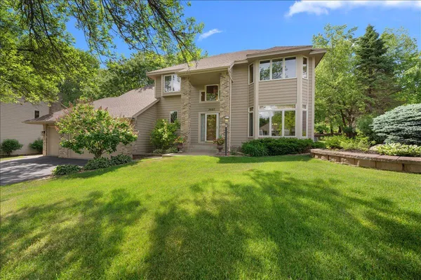 $659,900 | 3667 Woodland Trail, Eagan, MN 55123