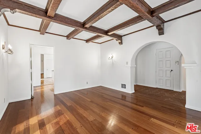 $1,750,000 | 931 South Ogden Drive, Los Angeles, CA 90036