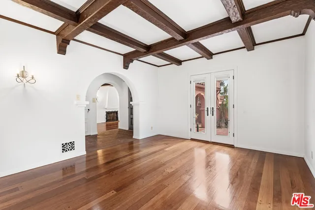 $1,750,000 | 931 South Ogden Drive, Los Angeles, CA 90036