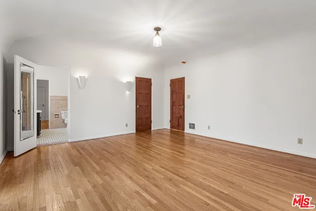 $1,750,000 | 931 South Ogden Drive, Los Angeles, CA 90036