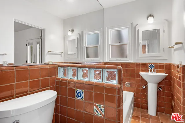 $1,750,000 | 931 South Ogden Drive, Los Angeles, CA 90036