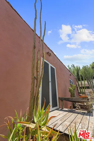 $1,750,000 | 931 South Ogden Drive, Los Angeles, CA 90036