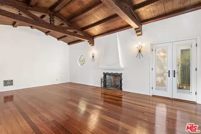 $1,750,000 | 931 South Ogden Drive, Los Angeles, CA 90036