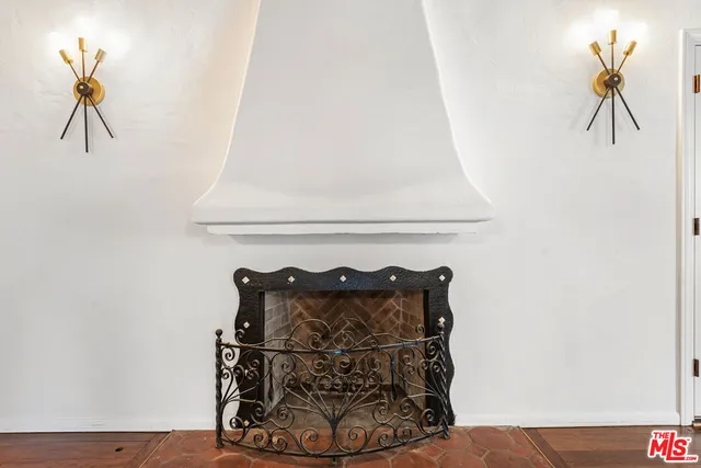 $1,750,000 | 931 South Ogden Drive, Los Angeles, CA 90036