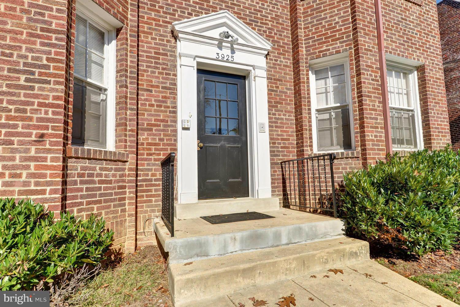 3925 W Street Northwest Washington, DC 20007 - Photo 2 of 26 Exterior (Front)