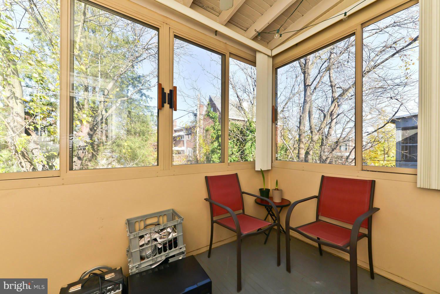 3925 W Street Northwest Washington, DC 20007 - Photo 14 of 26 Interior (General)