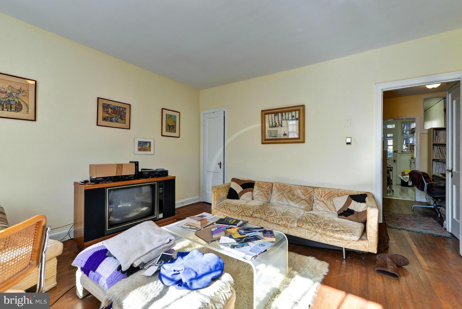 3925 W Street Northwest Washington, DC 20007 - Photo 16 of 26 Living Room