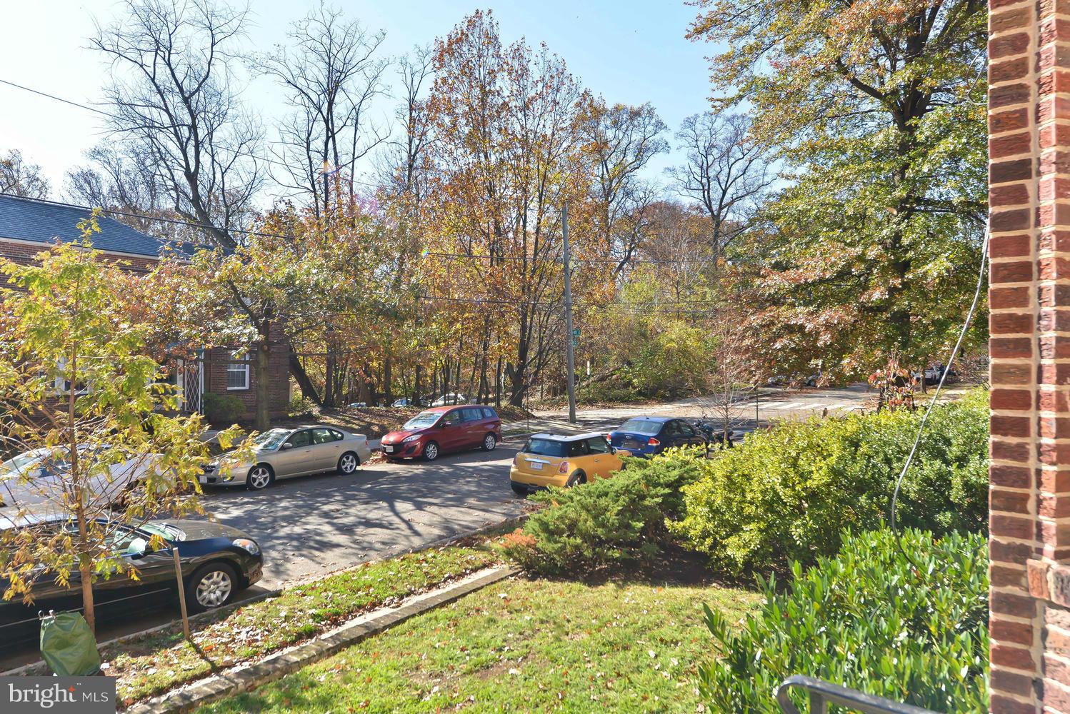 3925 W Street Northwest Washington, DC 20007 - Photo 3 of 26 Exterior (General)