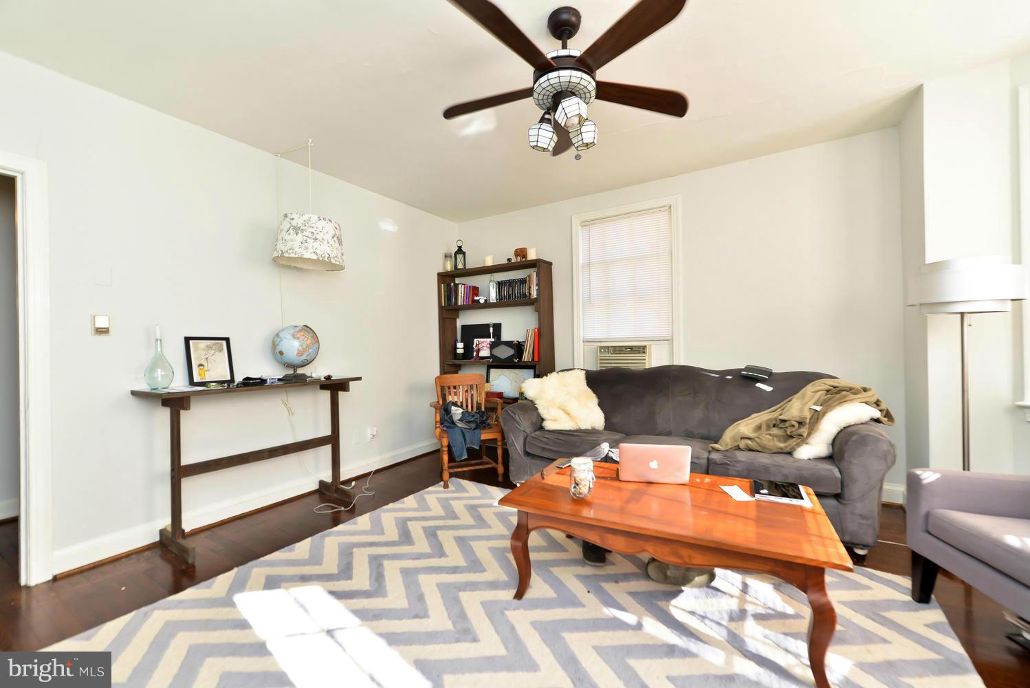 3925 W Street Northwest Washington, DC 20007 - Photo 4 of 26 Living Room