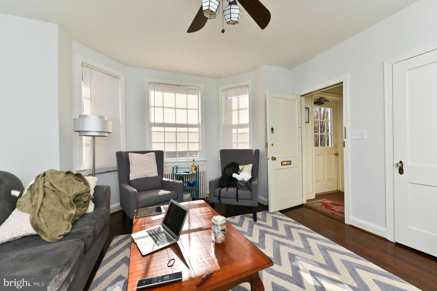 3925 W Street Northwest Washington, DC 20007 - Photo 5 of 26 Living Room